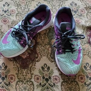 Nike sneakers 👟 good condition